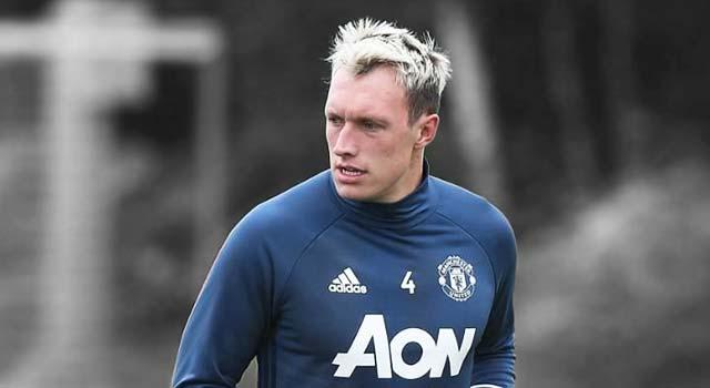 Phil Jones,Manchester United,Injury,Mourinho