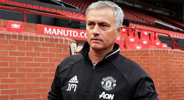 mourinho,Manchester United,Coach