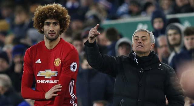 Manchester United,Fellaini,Mourinho,Fans