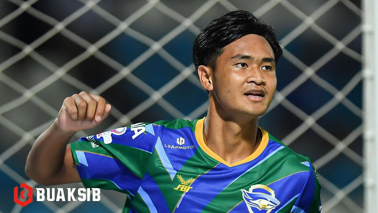 ยศกร บูรพา